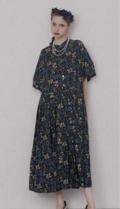 manana suerteオリジナルプリントバルーンスリーブワンピース(美品)のサムネイル