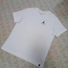 美品 ナイキ ジョーダン JSW 半袖Tシャツ ホワイト ＸＬサイズ 刺繍ロゴ