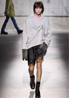 2025年最新】dries van noten スウェットの人気アイテム - メルカリ