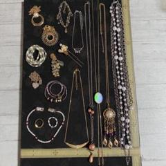大量 アクセサリー 遺品整理品 まとめ売り ジャンク 大量ジャンクアクセサリー まとめ売り約2 6kg ネックレス 指輪