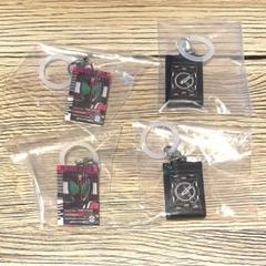仮面ライダー めじるしアクセサリー ライダーカードライダーパス 4個セット