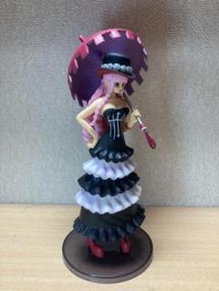 【新品】ペローナ フィギュアのサムネイル