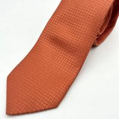 <新品使用品> HERMES オレンジ パターン ネクタイ 箱付き 未使用タグ付 箱付 ショッパー付 エルメス ネクタイ 赤オレンジ