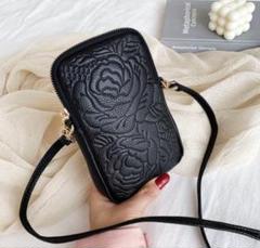 【新品】スマホショルダーバッグ　スマホポーチ　お財布ショルダー 薔薇柄 黒