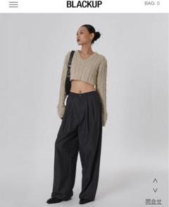 ブラックアップ　BLACKUP クロップド　ケーブルニット　ベージュ　y2kのサムネイル