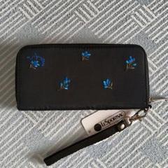 値下げ新品未使用品　レスポートサック 人気のドット柄黒長財布 値下げ新品未使用品 レスポートサック 人気のドット柄黒長財布