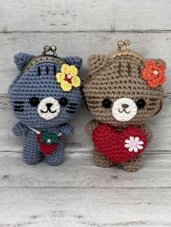 ハンドメイド☆ねこがま口編みぐるみキーホルダー☆2￼個セット