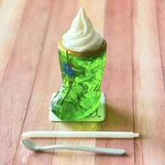 リーメント コメダ琲店 クリームソーダぷちサンプルシリーズのサムネイル