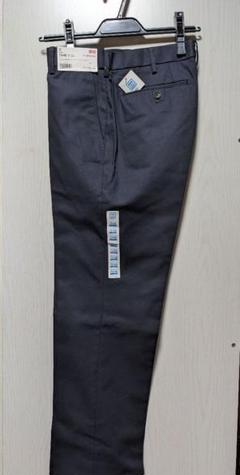 UNIQLO ドライレギュラーフィットノータックパンツ 73×85 cmネイビー