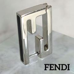 ゆうか FENDI フェンディ　ピアス　片耳　箱付き ゆうか様専用 FENDI フェンディ ピアス 片耳 箱付き - メルカリ