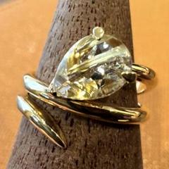 豊富なギフト 極美品 スタージュエリー K18YG 天然ルチルクォーツリング 4号 アクセサリー
