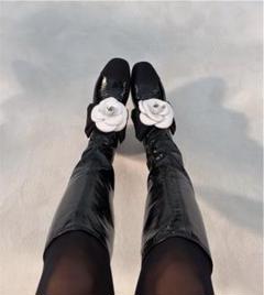 CHANEL boots 2024年　秋冬　カメリア　ロングブーツ　37 サイズ CHANEL 2024年 秋冬 カメリア ロングブーツ 37 サイズ - メルカリ