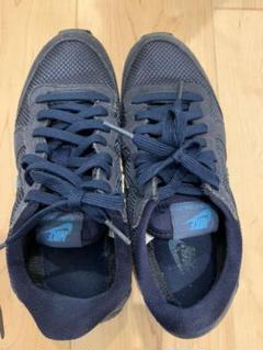 NIKE スニーカー アディダス