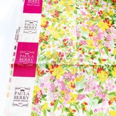 布　ポーラベリィ　PAURA BERRY 小花柄　布地　生地　50m 花　小花