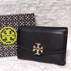 【美品】トリーバーチ 三つ折り財布 レザー 黒 ブラック ゴールドロゴ