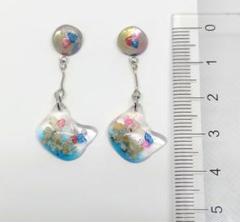 ねこ　ネコ　レジンピアス　琉球ガラス　夏　海