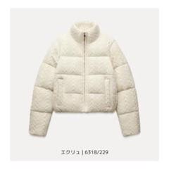 ZARA ホワイト ドット柄キルティングアノラックダウンジャケット XS ZARA ホワイト ドット柄キルティングアノラックダウンジャケット