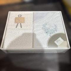 White Wishes 刺繍入り掛敷セット