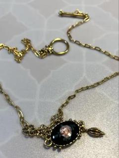レア品　Robin Steelハンドペイントガラスカボションネックレス