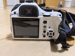 極上品　使用歴2回　PENTAX K-x 一眼レフカメラ ホワイト　望遠付き 極上品使用歴2回PENTAX K-x 一眼レフカメラ ホワイト望遠付き