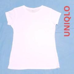 【値下げ】ユニクロ　クルーネックT〔O/230807〕衣Bのサムネイル