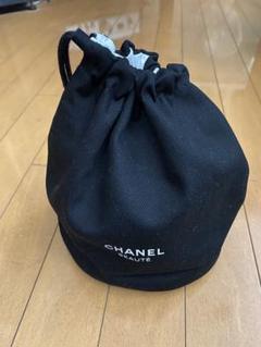 新品未使用✨ CHANEL シャネル バケツ型 巾着 ロゴ ブラック 黒 箱付 2025年最新】シャネルバケツ型バッグの人気アイテム - メルカリ