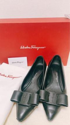 極美品＊フェラガモ バレエシューズ リボン フラットシューズ ゴールド フェラガモ“リボン華やぐ”ストラップ付きバレリーナシューズ
