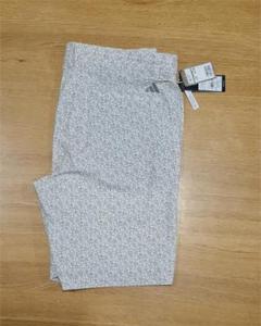 adidas ミニフラワー撥水ストレッチショートパンツ HR7936 W96cm