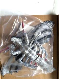 新品　劇場限定　バンダイ メガギラス フィギュア 000000569691_nsHEgqc.jpg