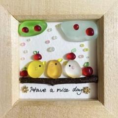 シーグラスアート　なかよしインコ♪ リンゴ
