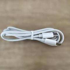 USB-C to USB-C 編み込みホワイトケーブル