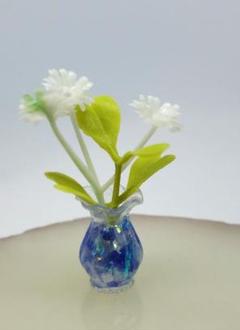 ミニチュア花瓶と花のセット