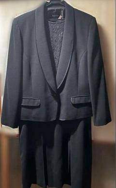 【サイズ21号】礼服 ブラックブレザーとレースのように見える柄のワンピースセット