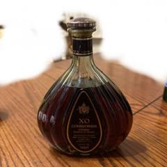 Courvoisier XO コニャック（旧ボトル／希少） 容量：750ml 2025年最新】クルボアジェ xoの人気アイテム - メルカリ