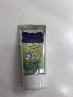 リップ アンド ピップス ハンドクリーム freesia