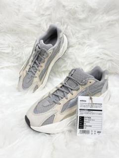 adidas YEEZY BOOST 700 V2 Cream 28cm