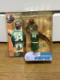 ポール・ピアス フィギュア