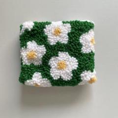 人気 グリーン 花 ポーチ 花柄 パンチニードル タフティング ハンドメイド