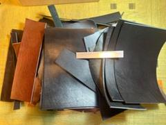 ヌメ革　本革　ハギレ　2.5kg