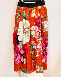 【Dolce&Gabbana】ロングスカート フレア マジョリカ コットン DOLCE&GABBANA（ロングスカート）のフリマアイテム一覧