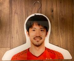浦和レッズ　阿部勇樹選手アクリルハンガー 浦和レッズ 阿部勇樹選手アクリルハンガー - メルカリ