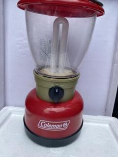 コールマン 蛍光灯ランタン　レッド　＊728382 コールマン 蛍光灯ランタン - メルカリ
