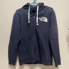 ノースフェイス　パーカーのサムネイル