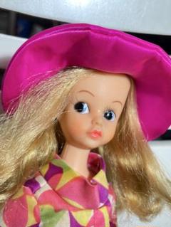 スカーレットちゃんサイドパートロングヘア オリジナル衣装お帽子美品❗️ ショーツ