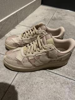 Nike Air Force 1 ベージュ スニーカーのサムネイル