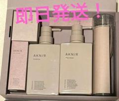 新品未使用 AKNIR アクニー パーフェクトセット ジャスミン 5点セット Amazon | AKNIR アクニー パーフェクトセット ヘア シャンプー