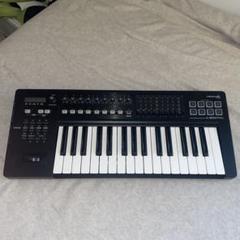 【美品】Roland ローランド A-300PRO-R 32鍵 Amazon.co.jp: Roland ローランド MIDIキーボードコントローラー