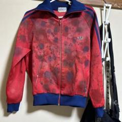 「ちー 」80s adidas 赤 トラックジャケット　ペイント加工 80s アディダス トラックジャケット ジャージ 赤 紺 XLサイズ