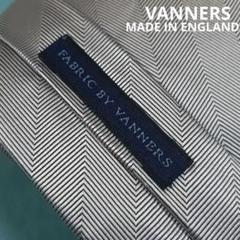 未使用 英国製 VANNERS バーナーズ社 ファブリック シルク100% 未使用 英国製 VANNERS バーナーズ社 ファブリック シルク100