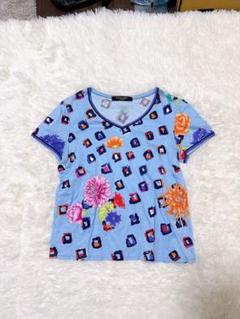 レオナール 日本製 花柄コットンTシャツ 水色 L - メルカリ